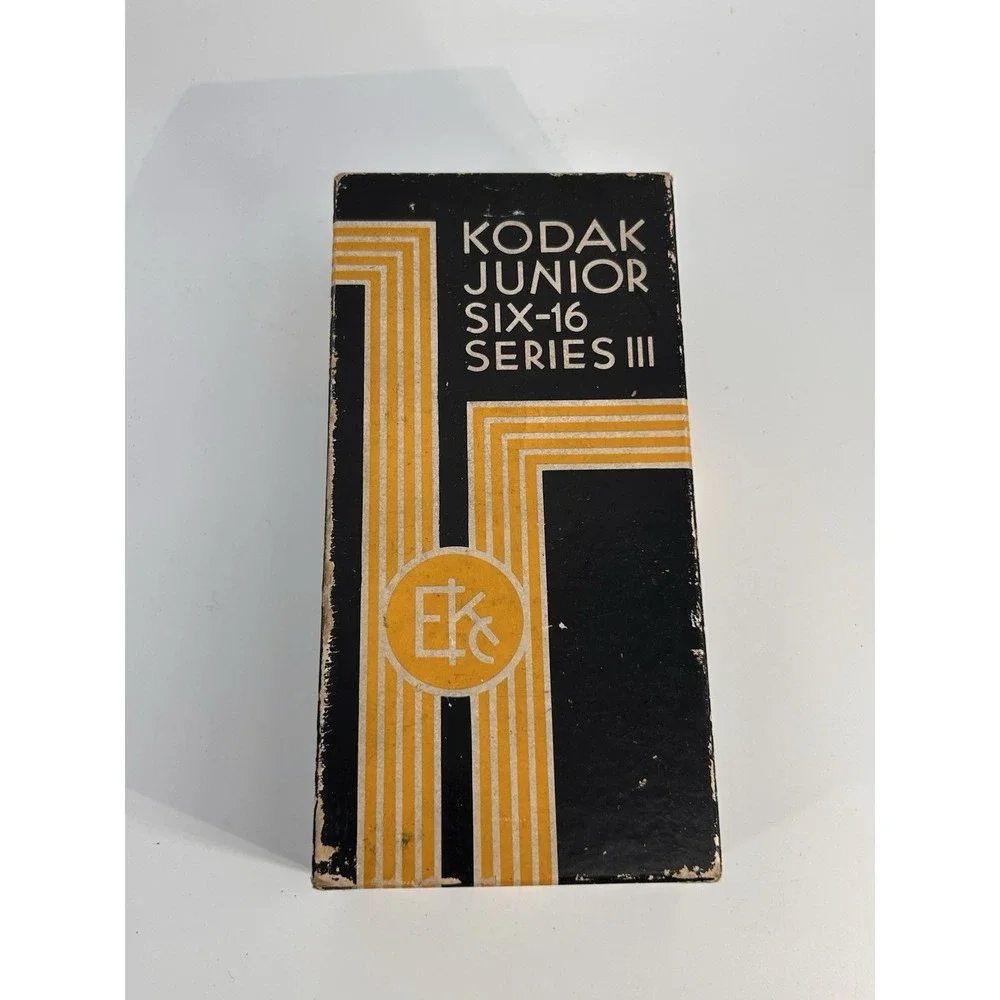 Vintage Kodak Jr Six-16 Series III Folding Camera w Original Box